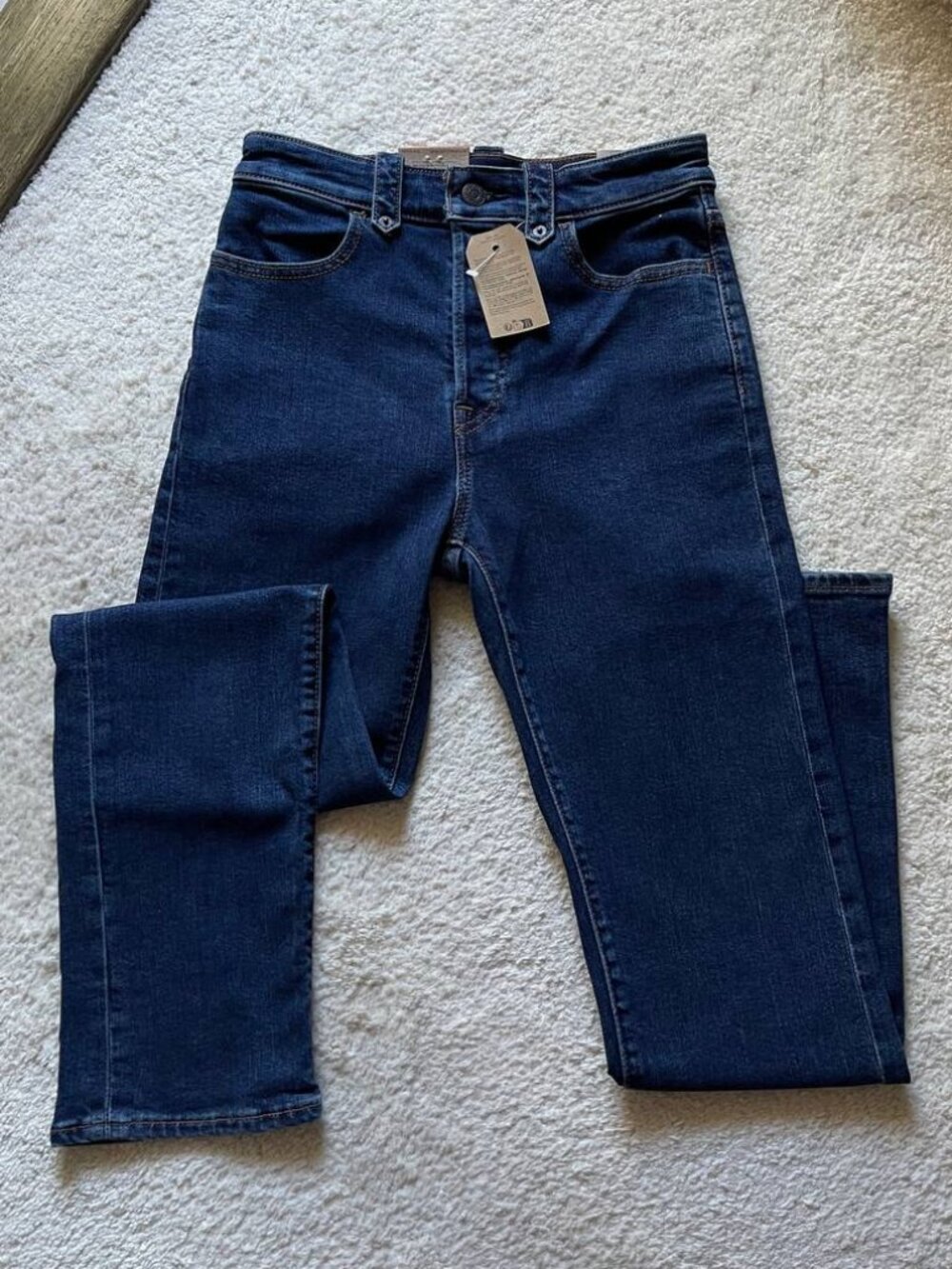 NWT Levi's Wedgie Straight Women Jeans High Rise Size 26/28